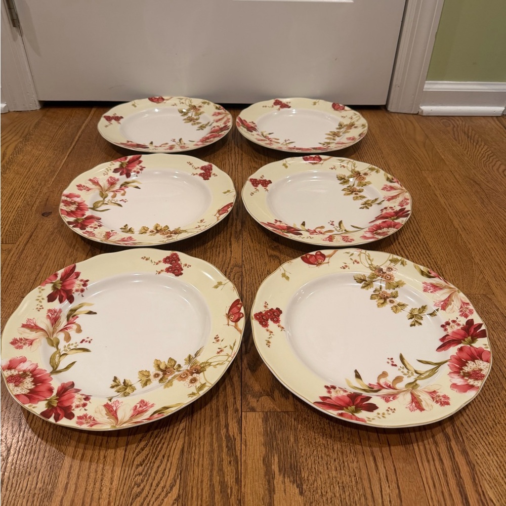 Set of 6 222 Fifth Summer Botanical Lutece Fleur Rouge Scalloped Rim 11" - Picture 4 of 5